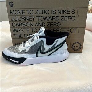 NWOT Nike White and Black Athletic Shoes with the box gift ready